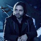 AARON STANFORD SIGNED PHOTO 8X10 RP AUTOGRAPHED * 12 MONKEYS *
