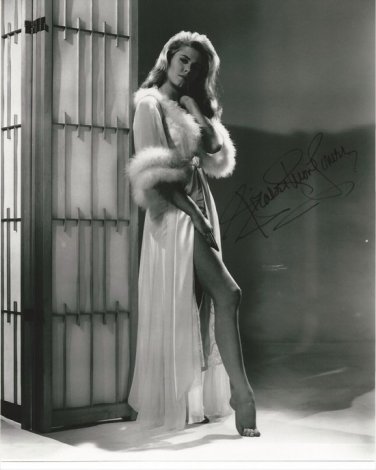 ELIZABETH MONTGOMERY SIGNED PHOTO 8X10 RP AUTOGRAPHED BEWITCHED