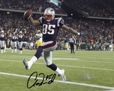 AARON HERNANDEZ SIGNED PHOTO 8X10 RP AUTOGRAPHED NEW ENGLAND TOUCHDOWN !