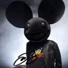 * DEADMAU5 SIGNED POSTER PHOTO 8X10 RP AUTOGRAPHED SHIRT DJ