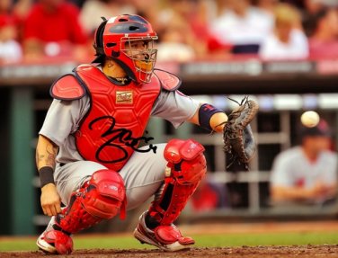 YADIER MOLINA SIGNED PHOTO 8X10 RP AUTOGRAPHED ST LOUIS CARDINALS