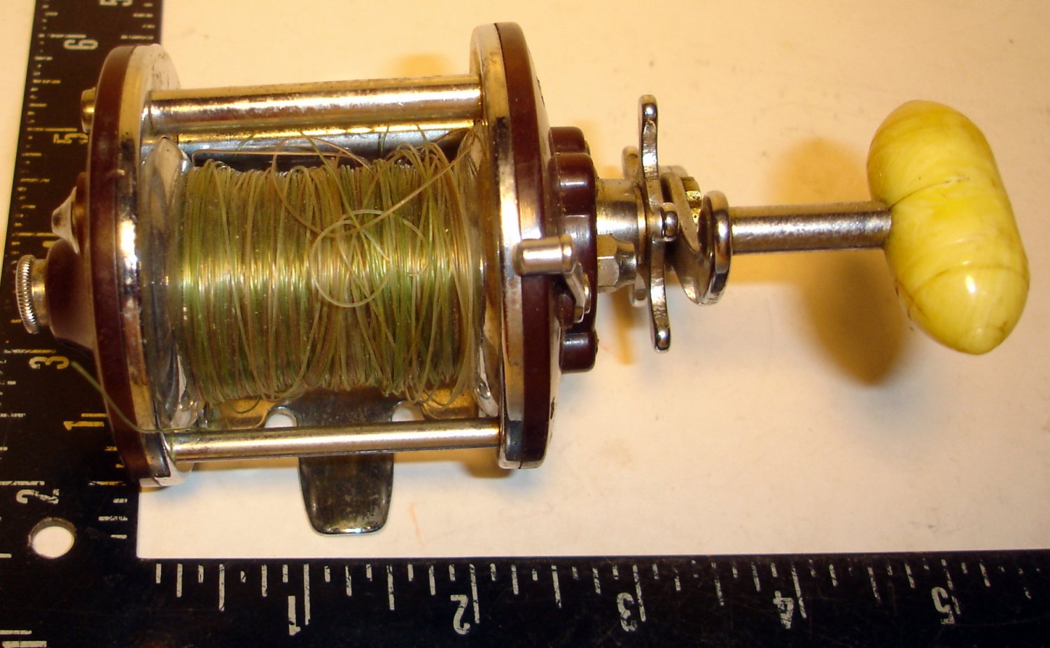 VINTAGE PENN PEERLESS No. 9 BAITCASTING FISHING REELUSED AS IS