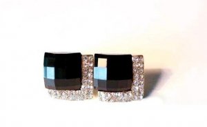 Crystal stone with Black color earring #3