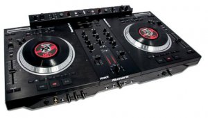 Numark NS7 DJ Controller with NSFX Effects Section