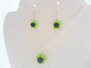 Handcrafted Polymer Clay Lime Flower Teen/Adult Jewelry Set