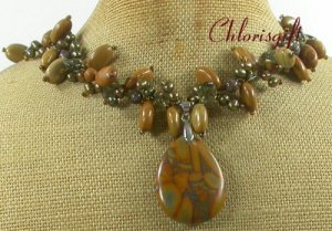 BROWN POPPY JASPER & WOOD JASPER & FW PEARL NECKLACE