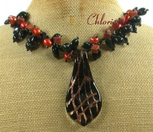 MURANO GLASS & BLACK AGATE CRYSTAL GOLDSTONE NECKLACE