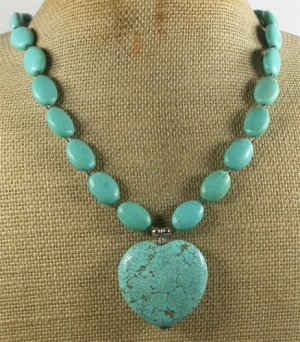 BLUE TURQUOISE NECKLACE