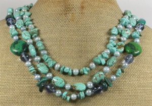 TURQUOISE BLUE CRYSTAL FW PEARLS 3ROW NECKLACE