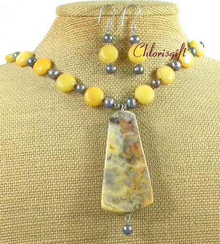 CRAZY AGATE & YELLOW JADE & PEARL NECKLACE/EARRINGS SET