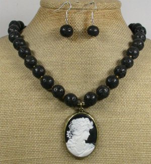 LADY CAMEO & BLACK VOLCANO LAVA NECKLACE/EARRINGS SET