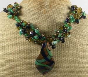 MURANO GLASS & GREEN JADE & GOLDSTONE & AGATE NECKLACE
