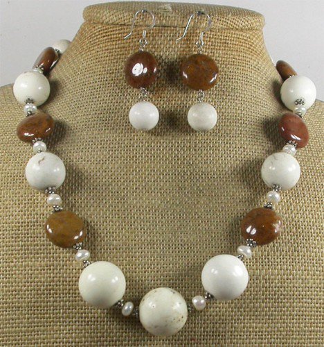 WHITE TURQUOISE BROWN AGATE NECKLACE/EARRINGS SET