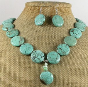 TURQUOISE NECKLACE/EARRINGS SET