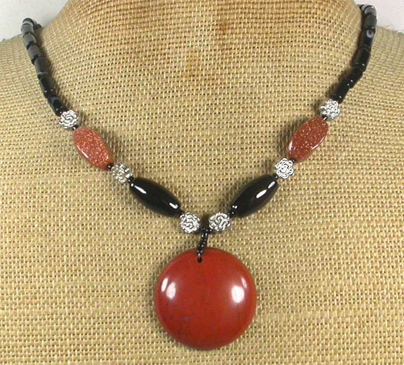 Handmade RED JASPER GOLDSTONE BLACK AGATE NECKLACE