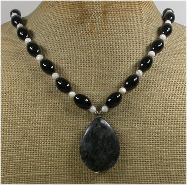 Handmade BLACK LABORADITE AGATE FRESH WATER PEARLS NECKLACE