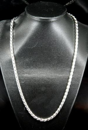 SB096&Acirc;&nbsp;STERLING SILVER PLATED NECKLACE FOR MEN 4MM