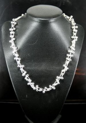 SB086&Acirc;&nbsp;STERLING SILVER PLATED BEADS NECKLACE
