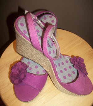 Nearly New Montego Bay Motiff Ankle Sandals in Rasberry & Black Two Pair For One Price.  &14.99
