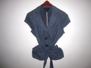 Short sleeve blazer