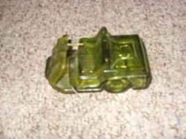 Avon Green Golf Cart Decanter , circa 1972