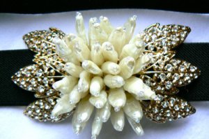 NEW BCBGMAX AZRIA RHINESTONE BROOCH BLACK BELT 2