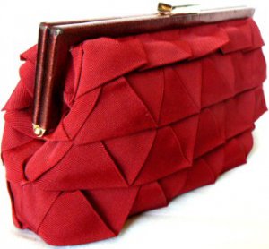 NEW ELEGANT BCBG MAXAZRIA RED CLUTCH