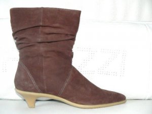 NEW BCBG MAX AZRIA AILSA BROWN CALF SUEDE BOOT SZ 10