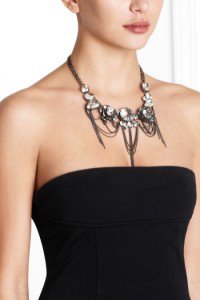 NEW CHIC NEW BCBG MAX AZRIA FLORAL RHINESTONE AND CHAIN NECKLACE