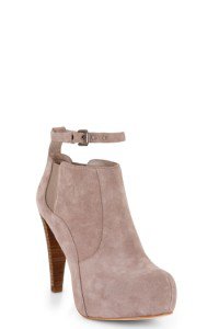 NEW BCBG MAX AZRIA HELVI PLATFORM PUMP BOOT SHOE 10