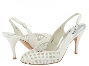 STUART WEITZMAN MAPSLING WHITE SATIN BRIDAL SHOE 8.5