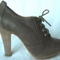 NEW COMFORTABLE GREY ALDO LEATHER FASHION SHOES 7