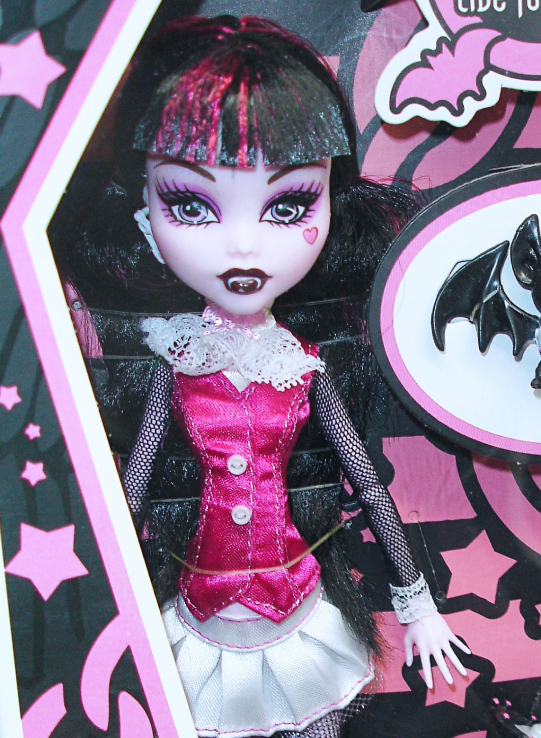 Monster High 1st Wave Original Release Draculaura Doll