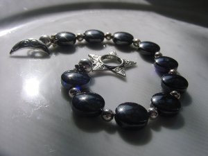 Hematite Healing Bracelet - Balances Nervous System, Stimulates Strength, Focus & Intuition