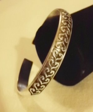 Silver Cuff Bracelet w/Heart pattern