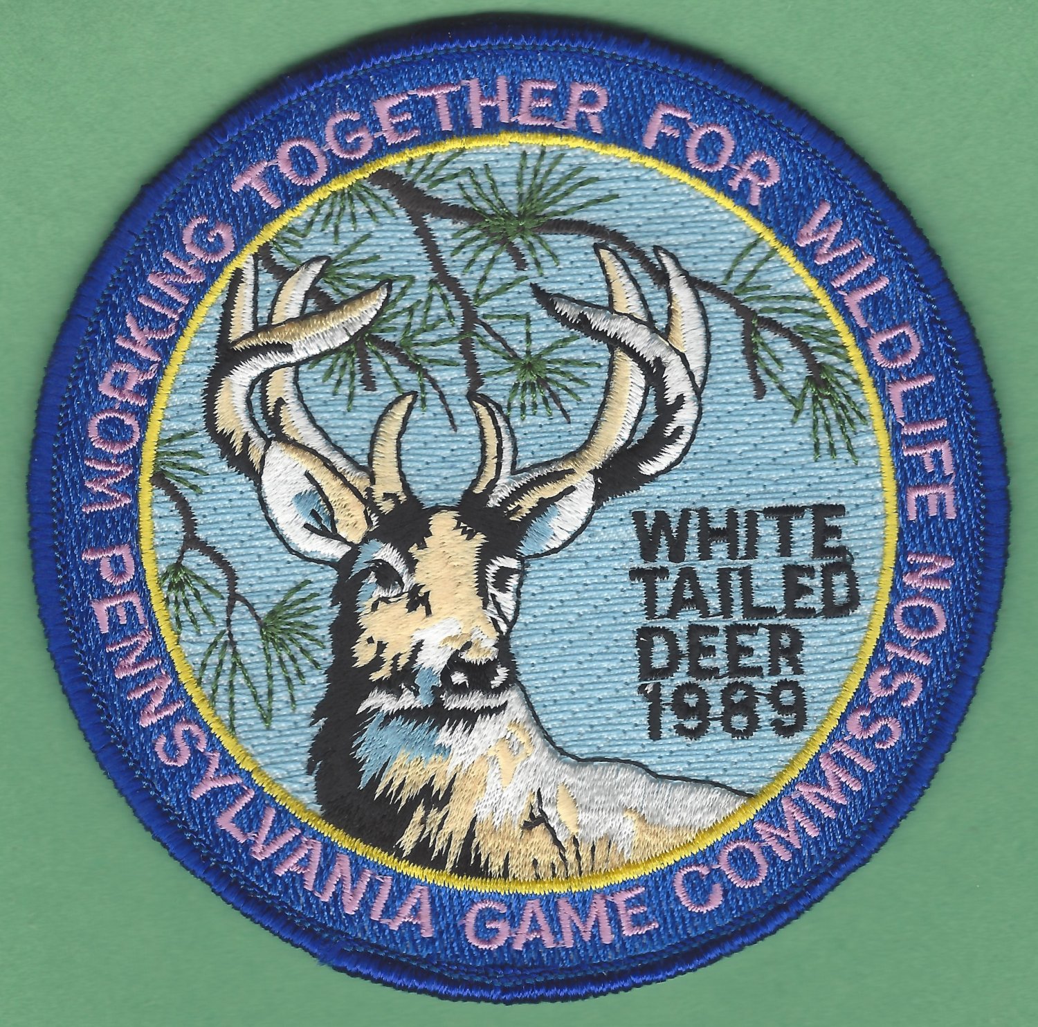 Pennsylvania Game Commission 1989 White Tail Deer Series Hunting Patch