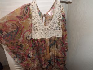 Cute flowy top