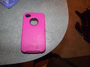 Pink iphone 4 otterbox