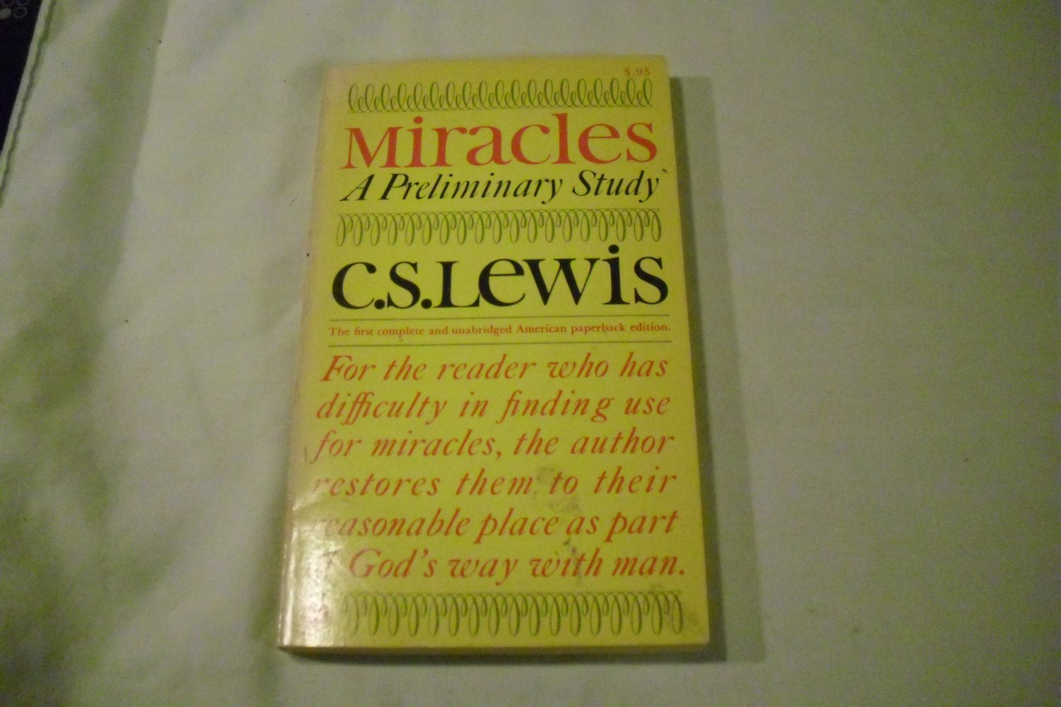 Miracles: A Preliminary Study by C.S. Lewis (Jan 1, 1947)
