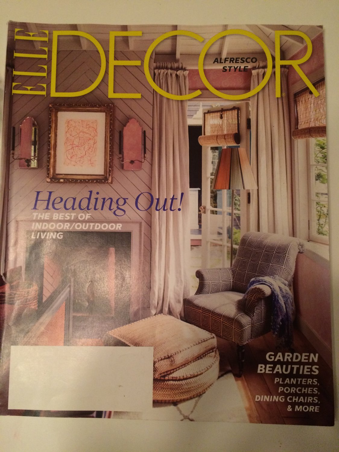 Elle Decor April 2016 Heading Out! The Best Indoor/Outdoor Living