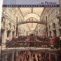 Soviet Union in Pictures (Visual Geography (Twenty-First Century)) [1989] Feinstein