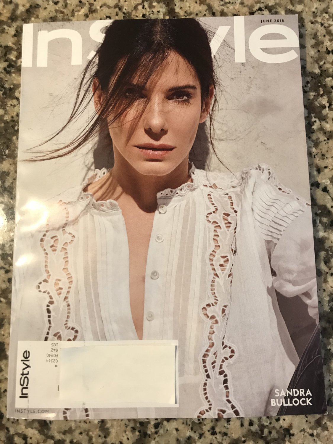 InStyle Magazine - Sandra Bullock Cover - June 2018 Issue