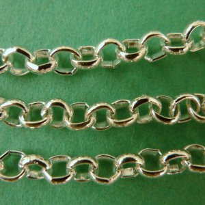 5 Meters Silver Coloured Cross Chain, 3mm