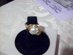 Swarovski Pearl Swirl Ring