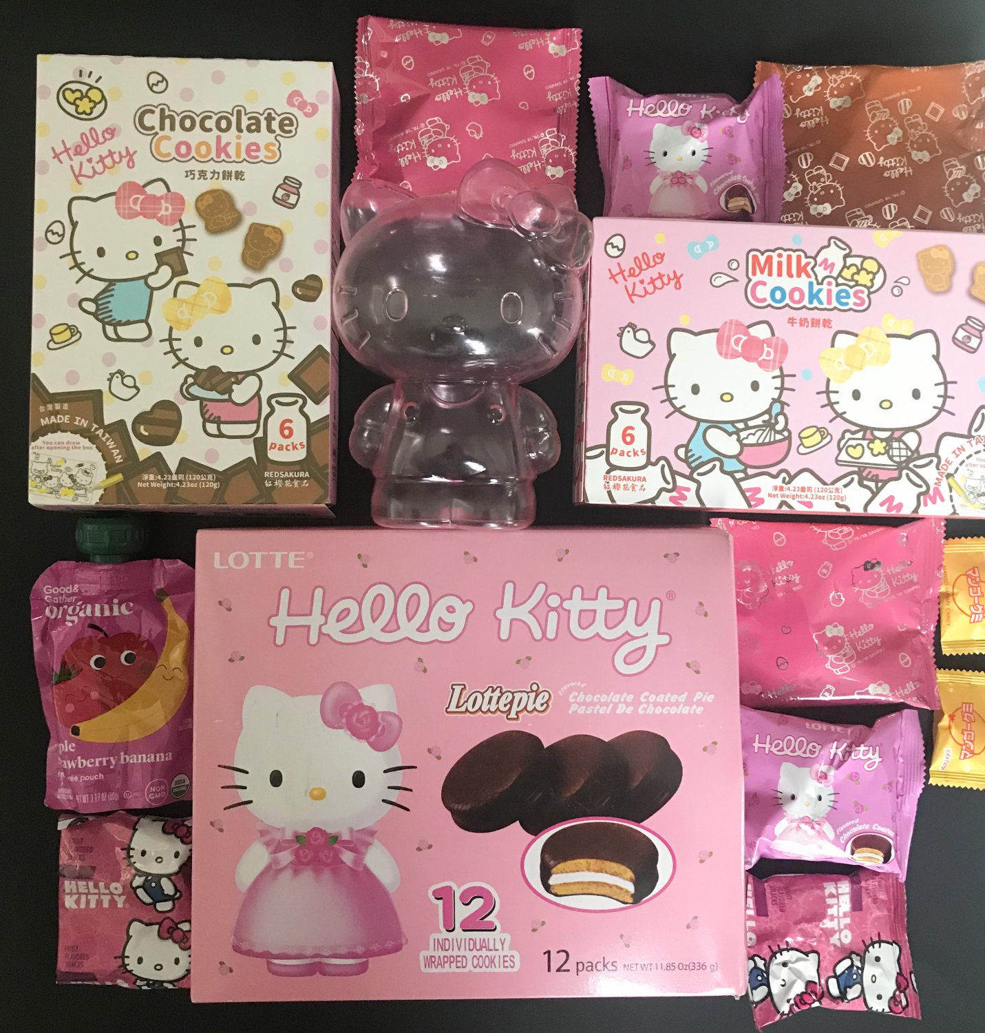 CARE PACKAGE - PINK Hello Kitty SNACKBOX