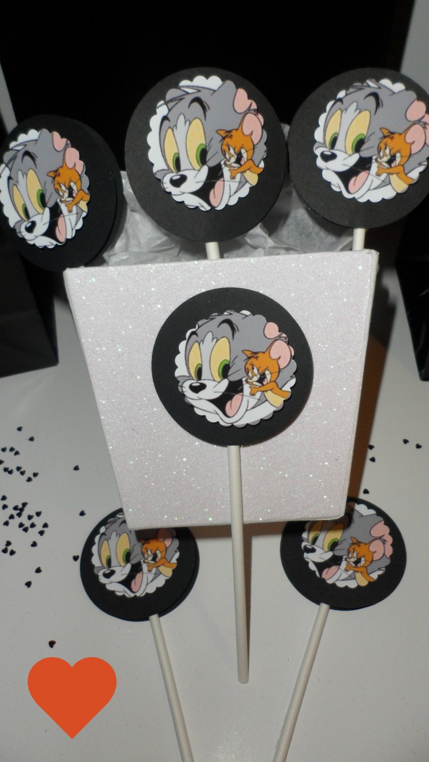 CUPCAKE TOPPERS