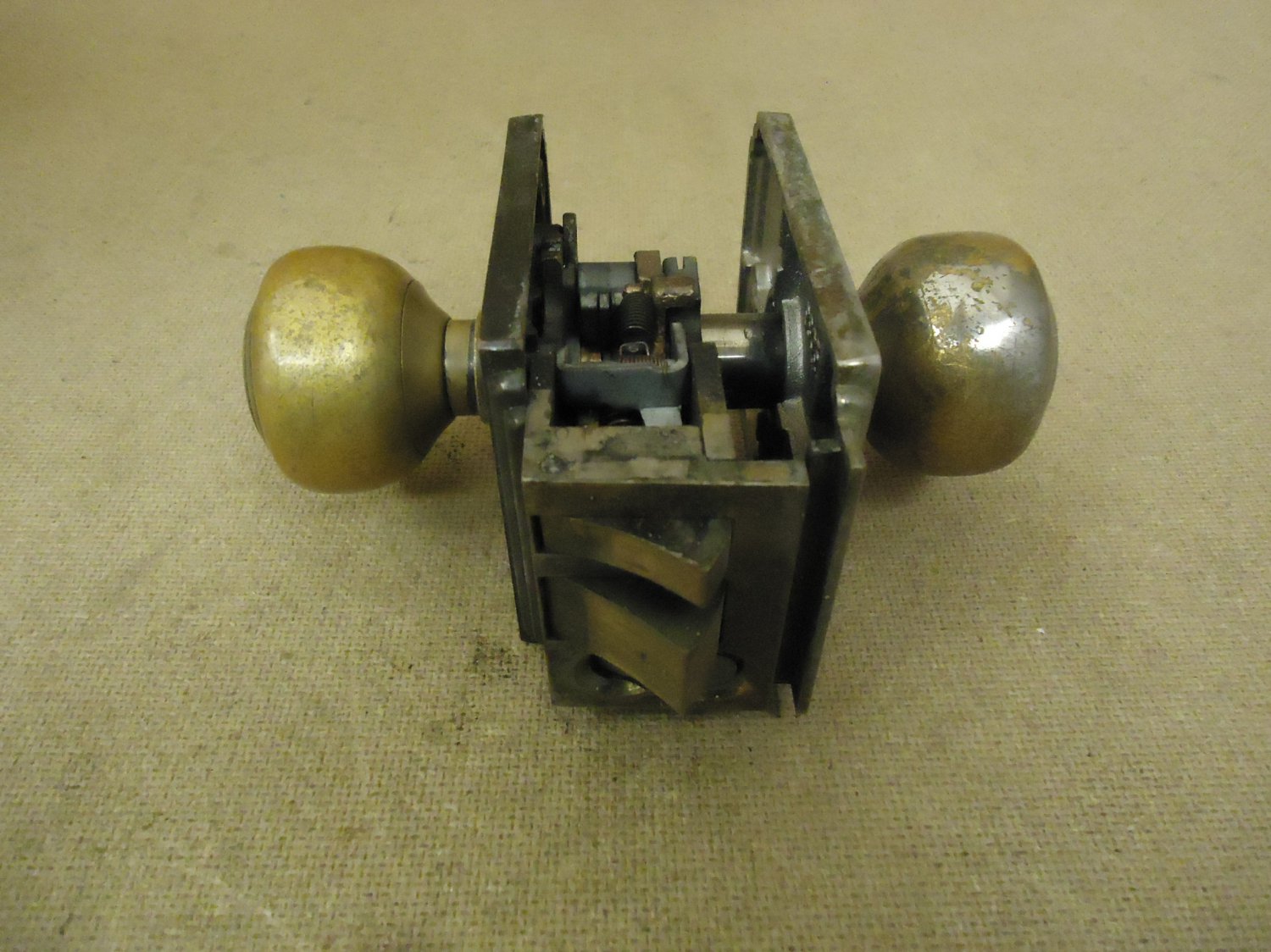 Sargent Door Knob Assembly Brass Mortise Lock 9805 1/2 Vintage