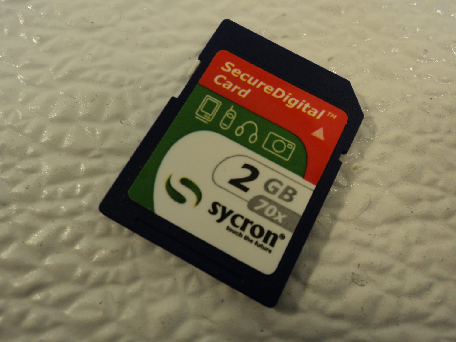 Sycron Mini SD Card 2GB With Case SDC2G