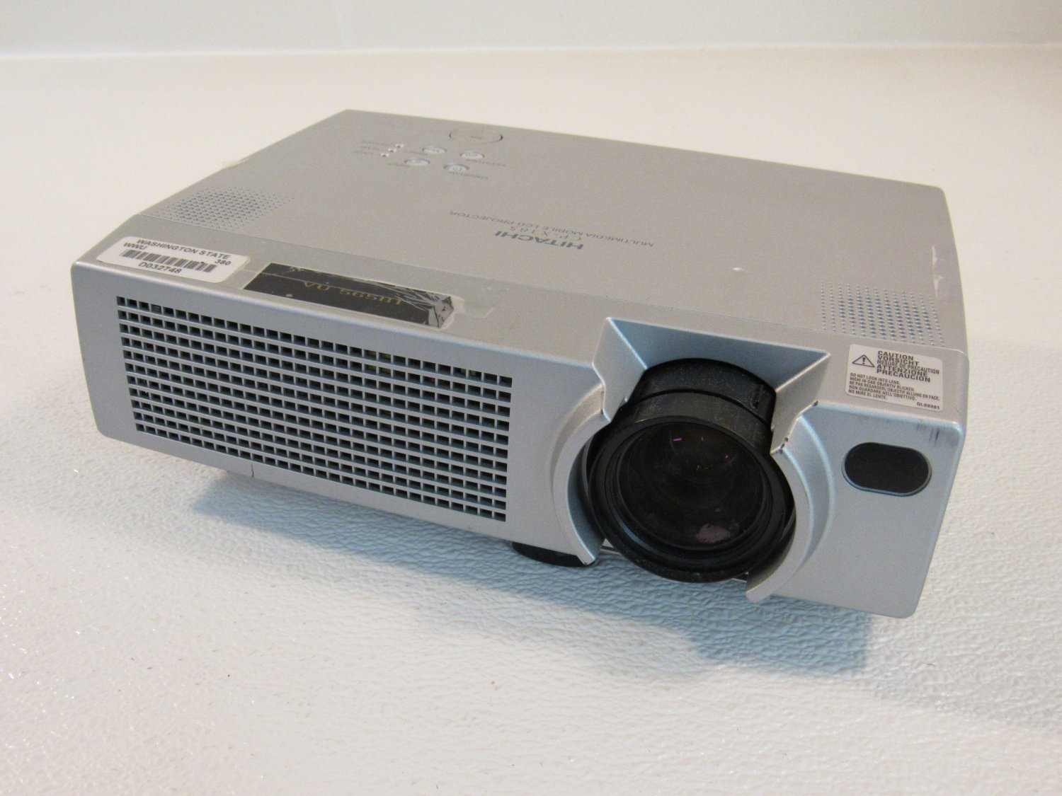 Hitachi LCD Data Video Projector Gray 1024 x 768 Resolution 2200 Lumens