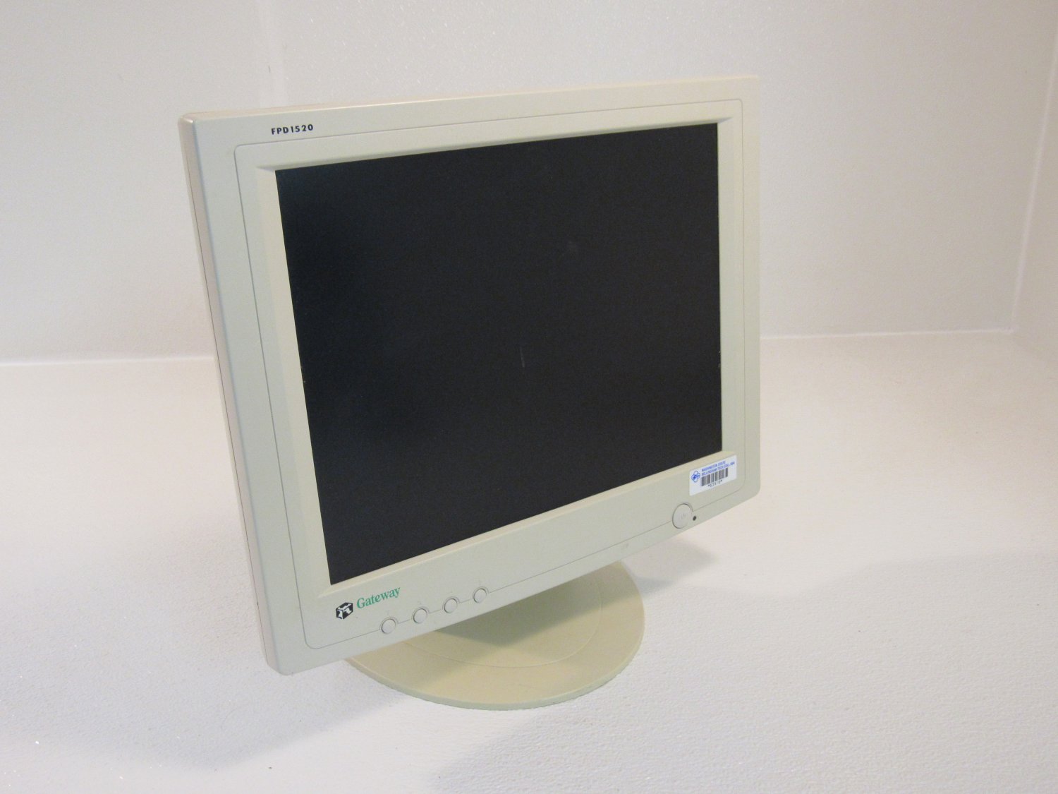 Gateway 15in Color Monitor Flat Screen LCD White 100240V FPD1520